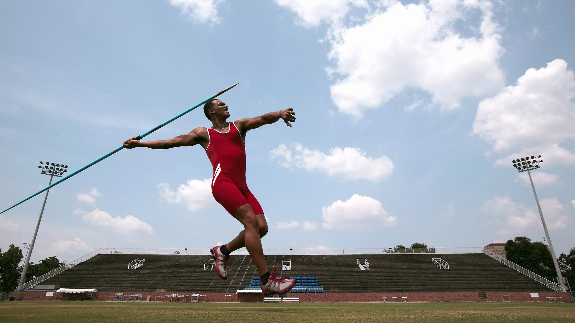_未来体育集市：科技新品与运动文化碰撞_，未来体育公司