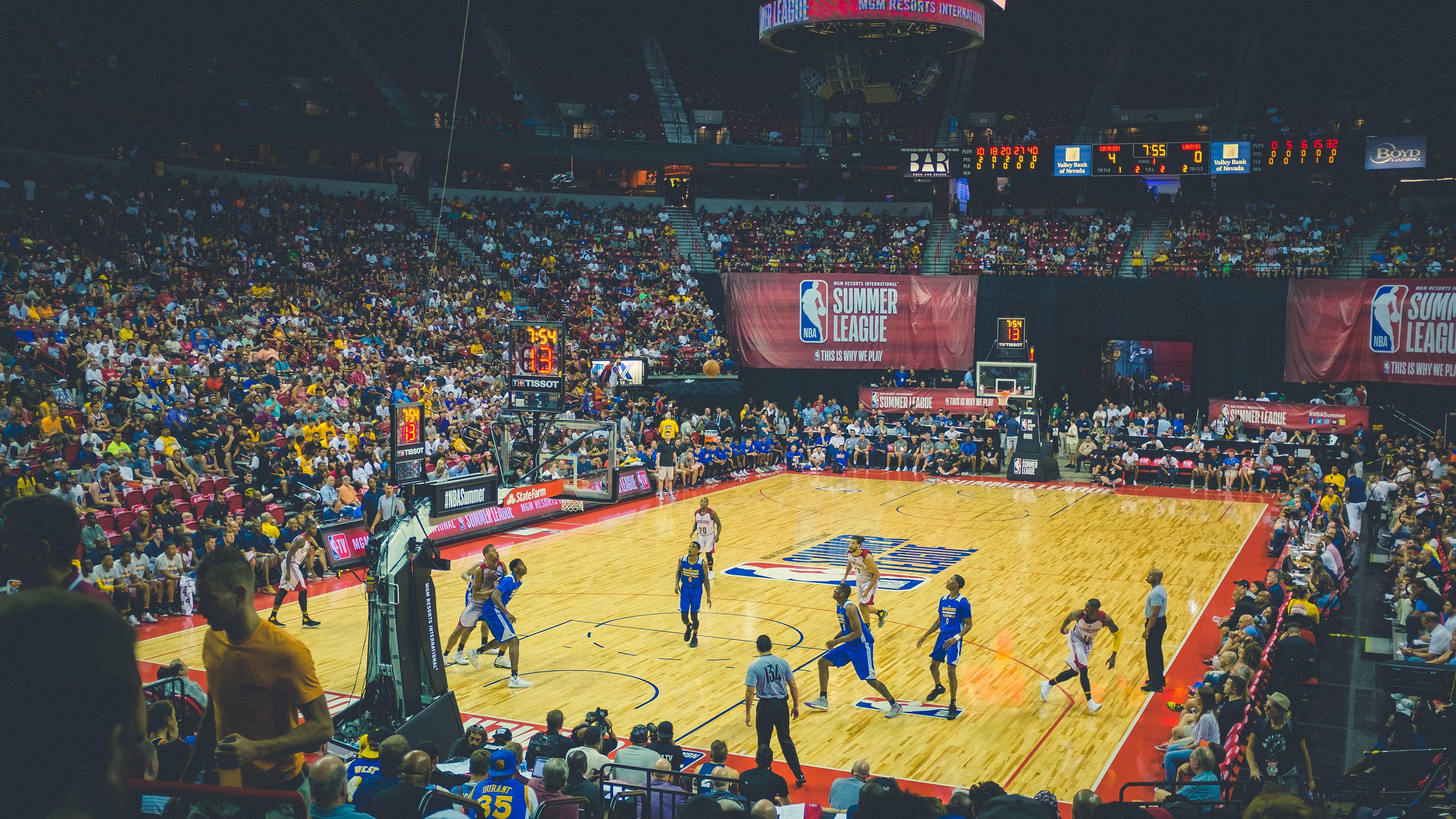 九游网页版入口-决胜时刻！关键一球改写比赛格局